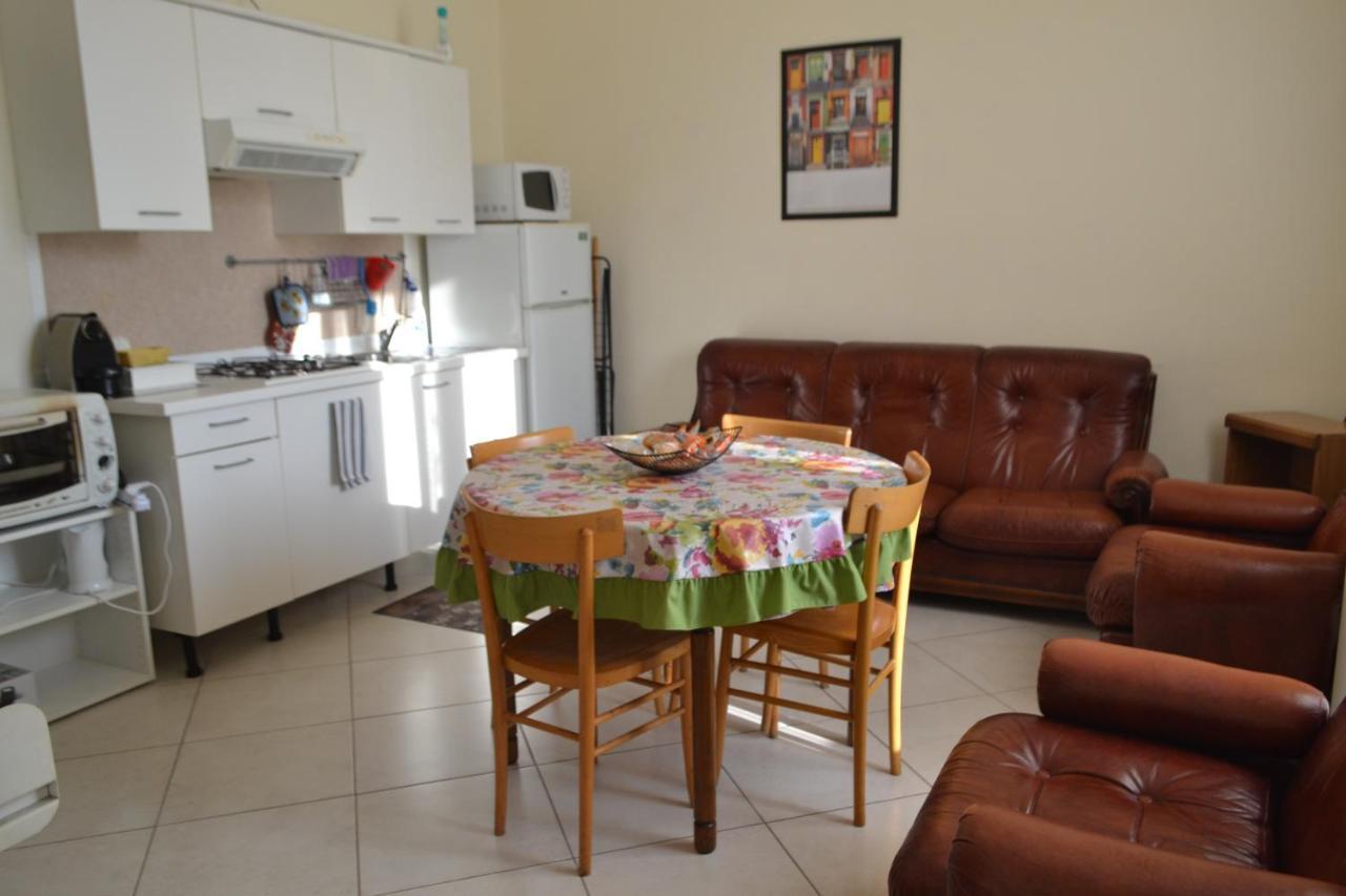 Angiulli 50 Apartment Bari Exterior photo