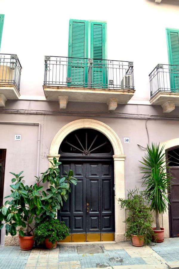 Angiulli 50 Apartment Bari Exterior photo